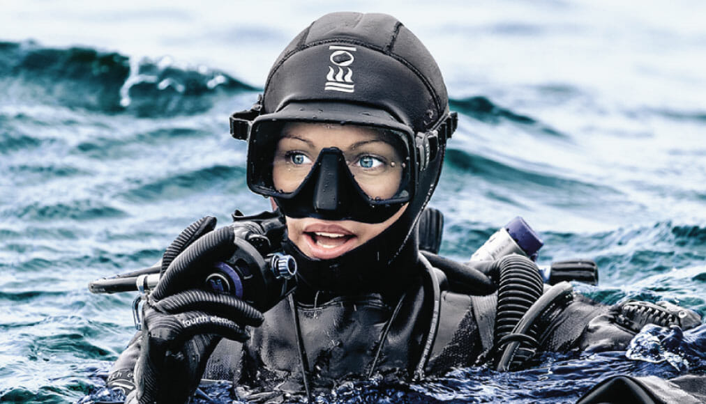 https://dev.thehonestdiver.com/wp-content/uploads/2020/06/Fourth-Element-5mm-Hood-UK-Diving-Stretch.jpg