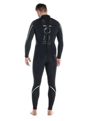 Fourth Element Proteus 2 3mm wetsuit from the back